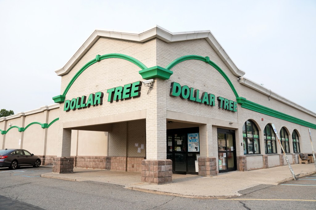 Exterior view of a Dollar Tree store in Fair Lawn, New Jersey.